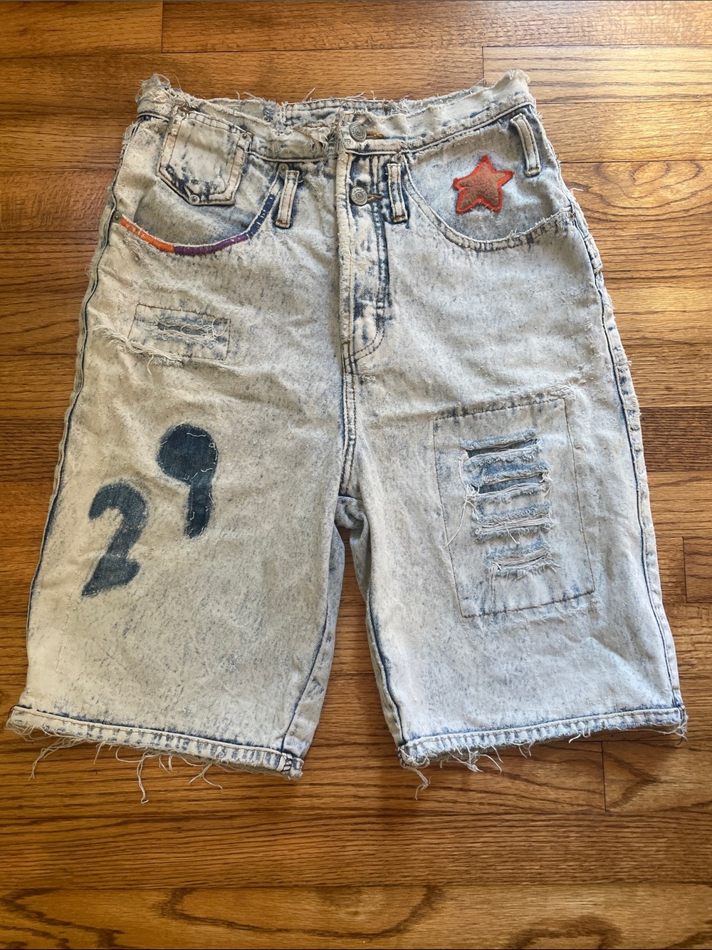 NO! Jeans Light Washed Super-Distressed Women's Jean Shorts with Patches
